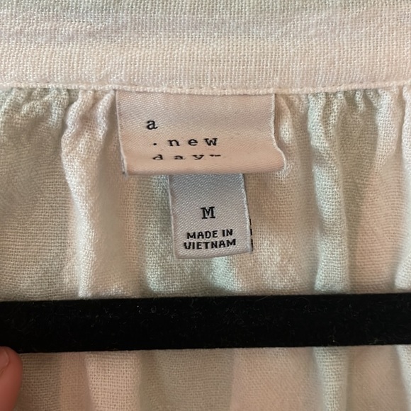 TARGET- A NEW DAY TEAL/WHITE STRIPED LINEN SHORT SLEEVE BLOUSE - Picture 4 of 4